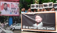 Eknath Shinde यांच्या समर्थनार्थ ठाण्यात बॅनरबाजी, उद्धव ठाकरे यांचा फोटो मात्र गायब