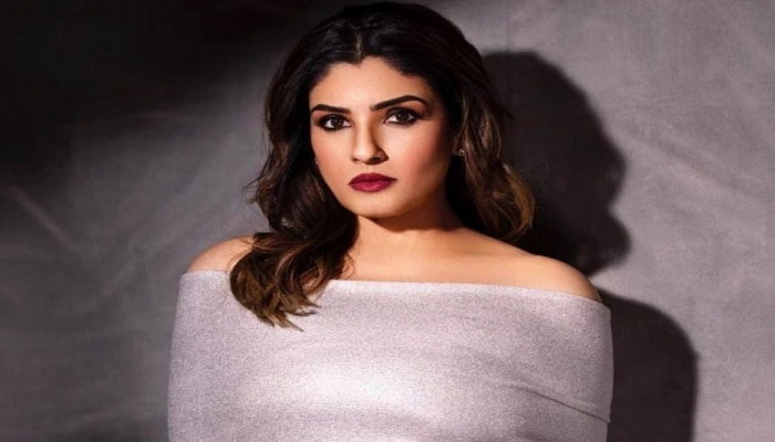 Raveena Tandon ची बस- ट्रेनमध्ये छेडछाड; धक्कादायक प्रसंग सांगत म्हणाली...