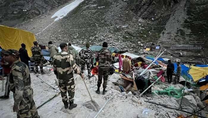 अमरनाथ : बेपत्ता 40 लोकांचा शोध सुरु, पावसामुळे शोधकार्यात अडथळा