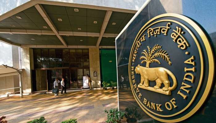 मोठी बातमी | Reserve Bank of India कडून 3 बँकांवर मोठी कारवाई 