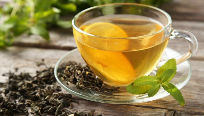 Green Tea : तुम्हीही सकाळी ग्रीन टी पिताय तर ही सवय आजच थांबवा, कारण...