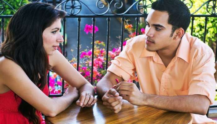 Relationship Tips: लग्नापूर्वी जोडीदारासोबत &#039;या&#039; गोष्टी नक्की शेअर करा! अन्यथा अडचणीत होईल वाढ