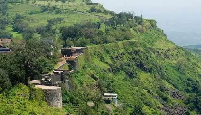 धक्कादायक!  ऐतिहासिक पन्हाळा गडावर दारुपार्टी, पाहा व्हिडीओ 