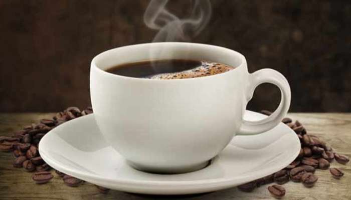 मूड फ्रेश करण्यासाठी कॉफी पिताय..पण कॉफीमध्ये आहेत ही केमिकल्स.. आरोग्यावर होईल परिणाम ?
