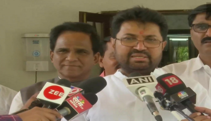 Arjun Khotkar On Eknath Shinde Group : शिवसेनेचा 'अर्जुन' या दिवशी एकनाथ शिंदे गटात जाणार?
