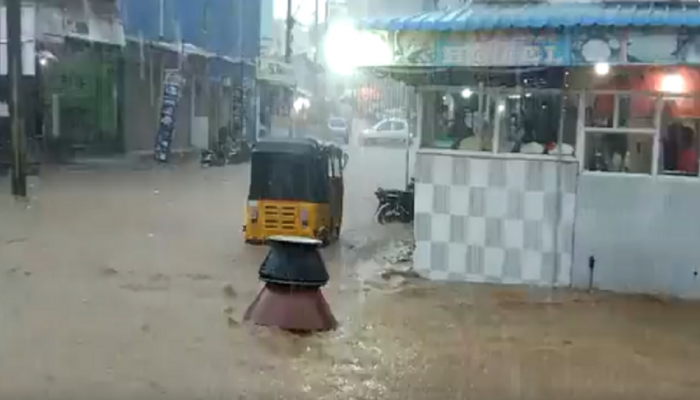 Video: 'ही' तर फास्ट डिलिव्हरी करण्यासाठी निन्जा टेक्निक...Zomato आणि Swiggyलाही टाकलं मागे