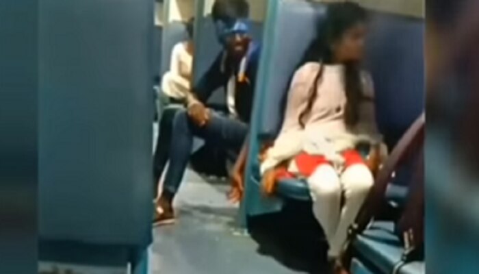 ट्रेनमध्ये मुला-मुलीचं असं कृत्य, व्हिडीओ पाहून तुम्हालाही बसेल धक्का