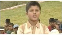 Guess Who:  फोटोत दिसणारा हा चिमुकला आजचा सुपरस्टार, तुम्हाला ओळखता येतोय का पाहा