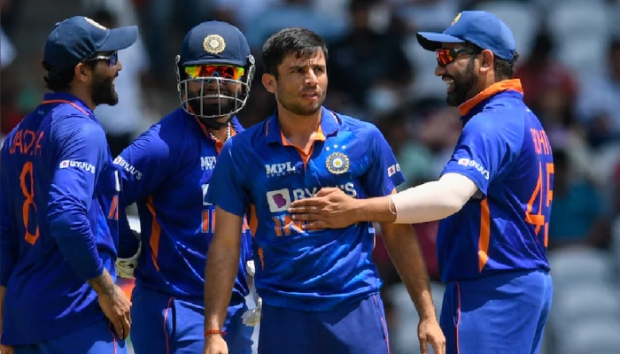 IND Vs WI : पत्त्यांप्रमाणे कोसळली विंडीज टीम; मोठ्या विजयासह भारताने जिंकली सिरीज