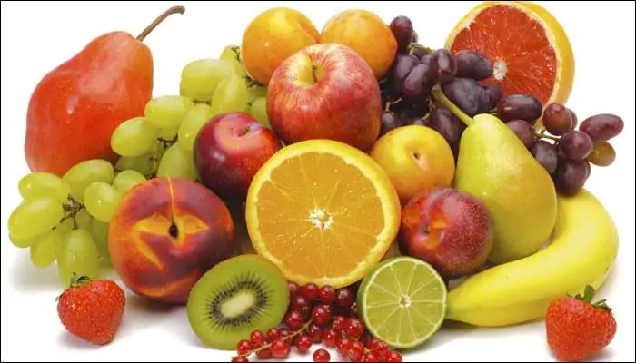 ही ३ फळं खाताना कधीच करू नका या चुका..बेतू शकतं जीवावर....