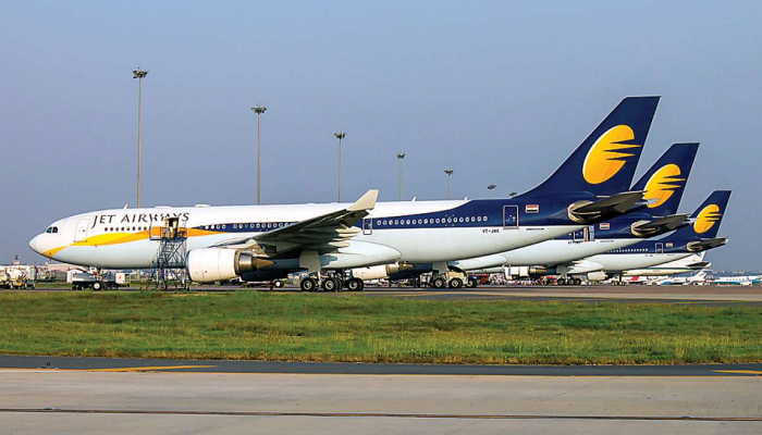 तरुणांनो तयार व्हा.. Jet Airways मध्ये सप्टेंबरमध्ये होतीये मोठी नोकरभरती... जाणून घ्या सर्व माहिती