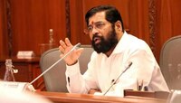 मुख्यमंत्री एकनाथ शिंदेंचा मोठा निर्णय; मुलाकडूनही वडिलांचं अनुकरण 