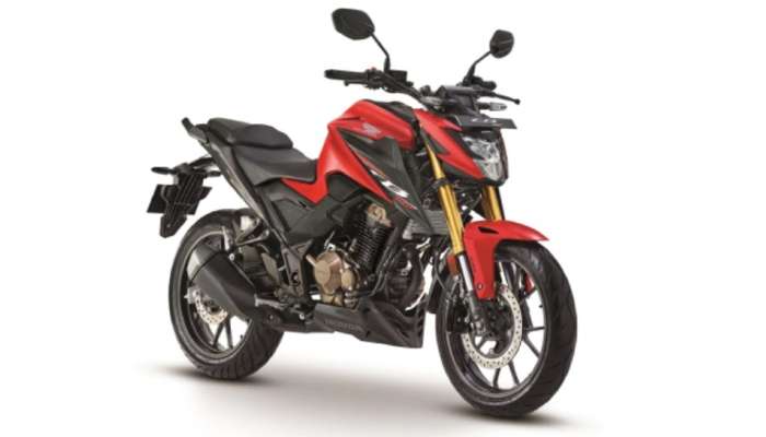 Honda CB300F बाइकमध्ये व्हॉईस कंट्रोल सिस्टम, किंमत आणि फीचर्स जाणून घ्या