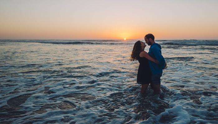 Relationship Tips : तुमच्या होणाऱ्या नवऱ्याला नक्की विचारा 'हे' 4 प्रश्न, नाहीतर होईल पश्चाताप 