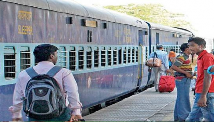 20 रुपयांसाठी तो तब्बल 22 वर्ष लढला, रेल्वेविरुद्धच्या 'त्या' ऐतिहासिक खटल्यात अखेर काय झालं? वाचा
