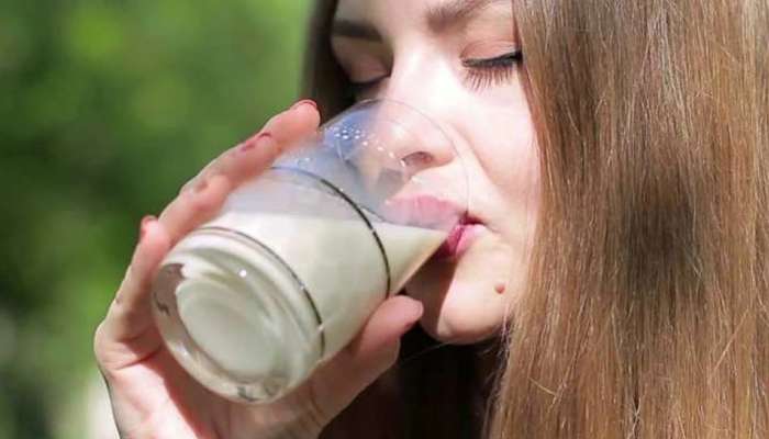 Milk : दूध प्यायल्यानंतरही आणि आधी या वस्तू खाऊ नका, होऊ शकते मोठे नुकसान