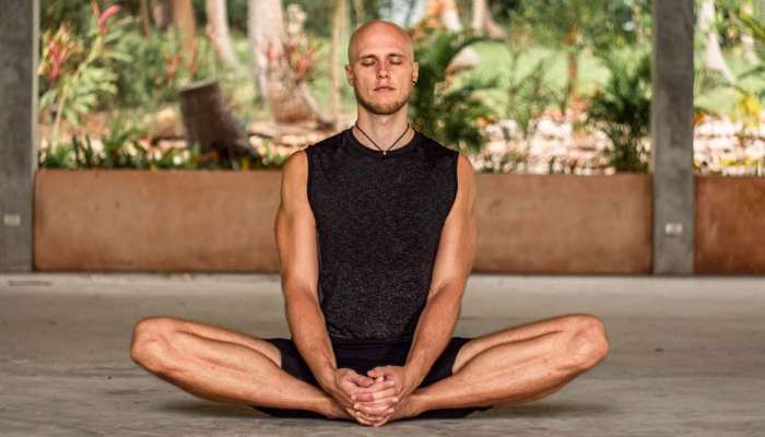 Yoga For Men: विवाहित पुरुषांनी हे खास योगासन करावे, त्याचे अनेक फायदे  