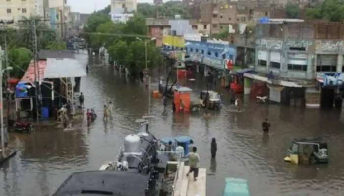 Pakistan Flood : महापुराचं थैमान, पाकिस्तान हैराण