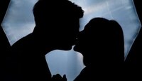 Kissing Scene तोसुद्धा इतका कठीण, की टॉपच्या अभिनेत्याला द्यावे लागले 80 टेक