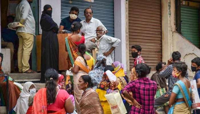 Ration Card धारकांसाठी आनंदाची बातमी ! कुटुंबातील प्रत्येक सदस्याला मिळणार &#039;या&#039; योजनेचा लाभ 