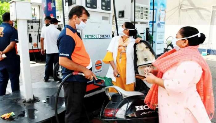 Petrol Price Today : अर्थमंत्र्यांच्या वक्तव्यानंतर पेट्रोल-डिझेल किती स्वस्त? आजचे दर जाणून घ्या