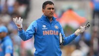 महेंद्रसिंह धोनीने माझे करिअर खराब केलं, प्रसिद्ध खेळाडूचा गंभीर आरोप 