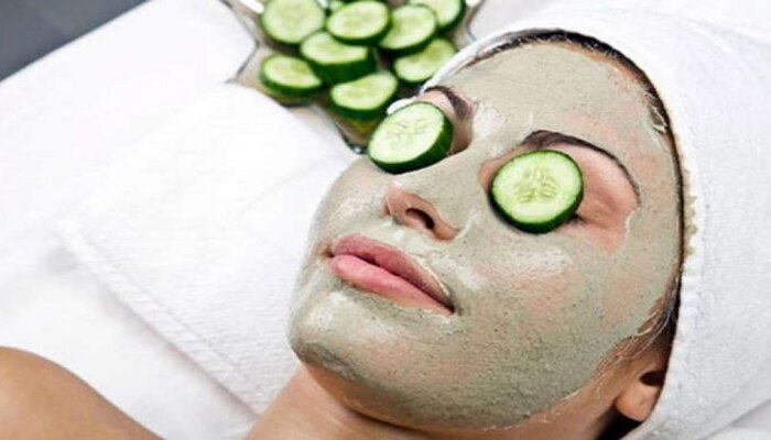 Skin Care Tips: चेहऱ्यावर पाहिजे असेल ग्लो... रात्री झोपताना हा फेसपॅक जरुर लावा...