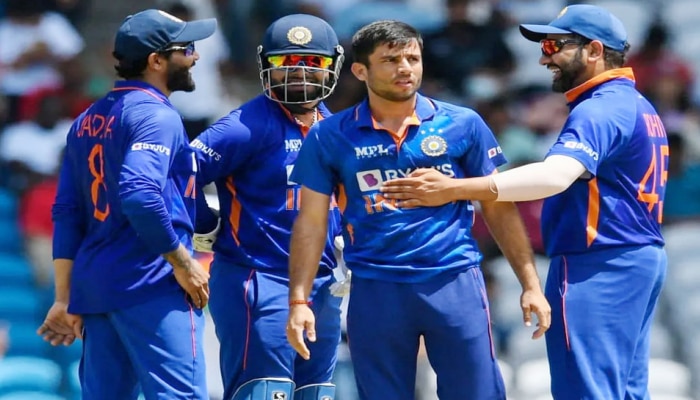 IND vs AUS : टीम इंडियाच्या या क्रिकेटरला कोरोनाची लागण