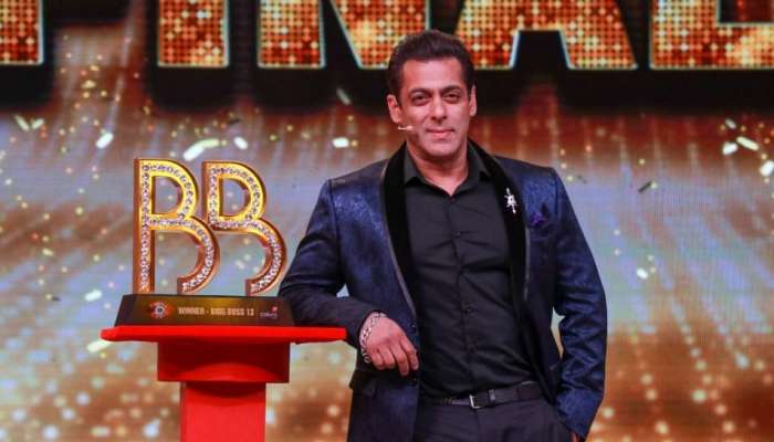 Bigg Boss 16 साठी सलमान खान घेणार इतके कोटी, आकडा एकूण थक्क व्हालं