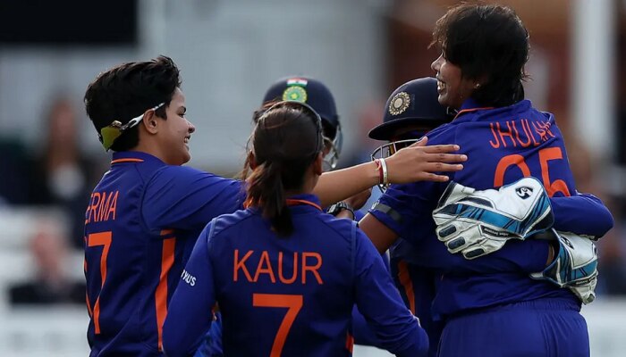 England Women vs India Women, 3rd ODI : टीम इंडियाचा 16 धावांनी विजय, इंग्लंडला क्लिन स्वीप