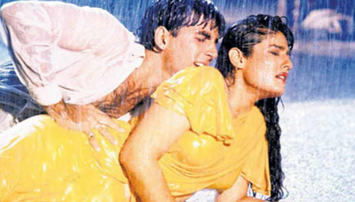''Akshay Kumarने माझा फक्त वापर केला''?..''त्याच्याकडे सगळं आहे पण तो प्रामाणिक नाही'' Raveena Tandonचं खळबळजनक वक्तव्य..
