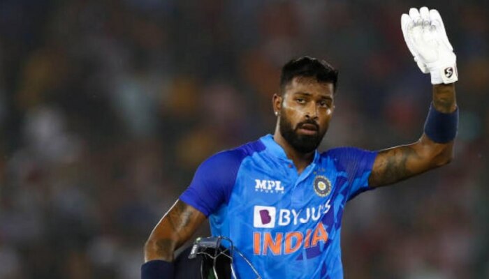 IND vs SA : टीम इंडियाला मोठा धक्का, ऑलराउंडरसह 3 खेळाडू मालिकेतून बाहेर