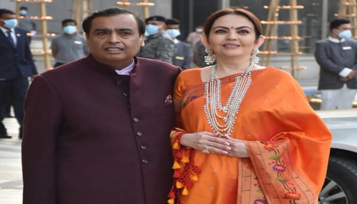 Nita Ambani यांनी खरेदी केली जगातली सर्वात महागडी गोष्ट..किंमत तर ऐका!