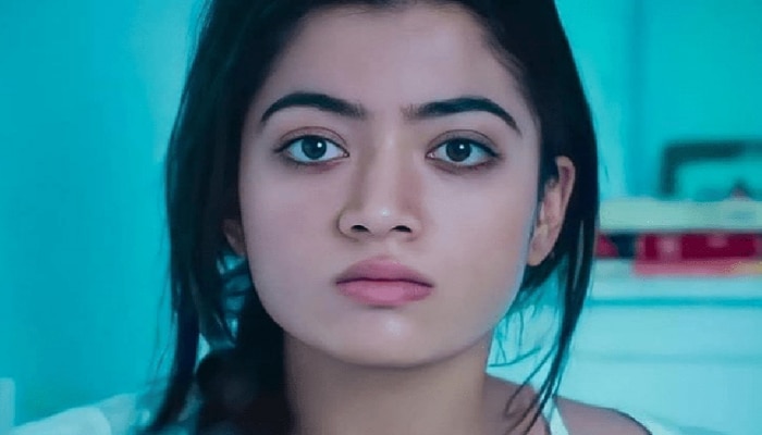 rashmika mandannaच्या फॅनने अशा जागेवर मागितली ऑटोग्राफ, की अभिनेत्रीची पंचाईत