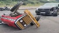 व्हिडीओ पाहून नेटकऱ्यांना आठवला Cyrus Mitri यांचा करुण अंत, पाहा धक्कादायक Video