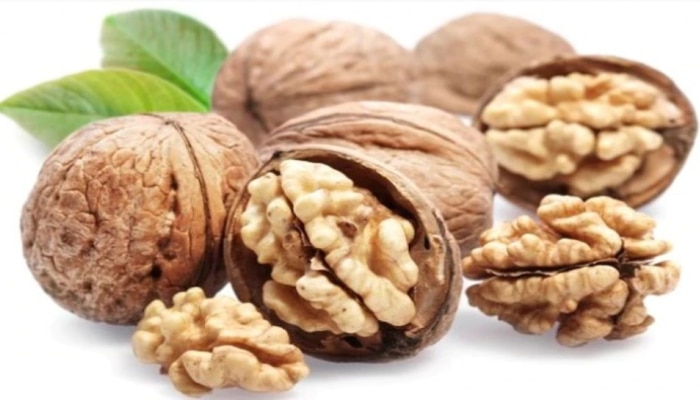 Walnut Benefits: ड्रायफ्रूट्समध्ये सरस ठरणाऱ्या अक्रोडचं महत्व आहे तरी काय? जाणून घ्या...