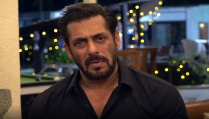 'Salman Khan ची पूजा करणे बंद करा तो मानसिक आजारी आहे'; सलमान खानच्या एक्स गर्लफ्रेंडचा धक्कादायक दावा