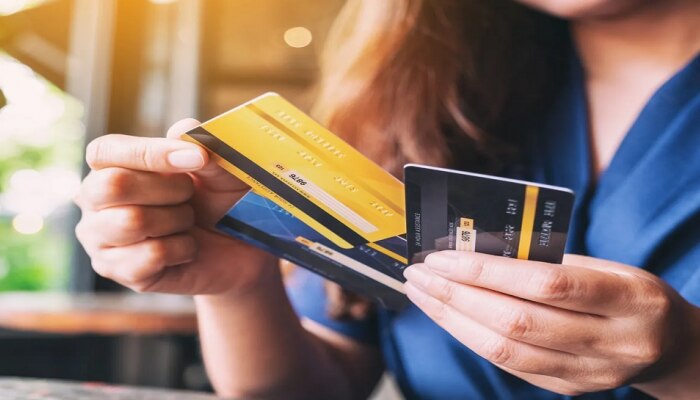 Credit Card Benifits : क्रेडीट कार्ड घेणार असाल तर हे फायदे जाणून घ्या