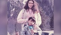 Guess Who: करिश्मा कपूरसोबत फोटोत दिसणाऱ्या अभिनेत्याला ओळखलंत का?