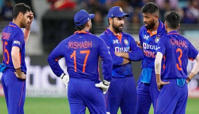 &#039;हा खेळाडू फक्त IPL खेळण्यासाठी फिट&#039;, सोशल मिडीयावरून team India चा खेळाडू ट्रोल