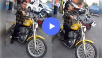 Trending News : रस्त्यावर शायनिंग मारत पित होता दारू, अचानक झाली पोलिसांची एन्ट्री