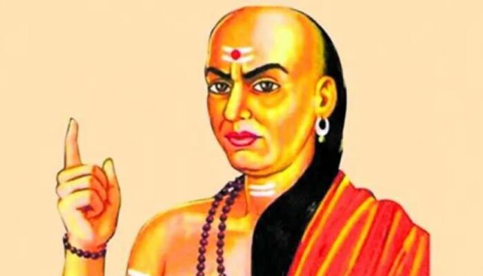 Chanakya Niti : महिलांना पुरुषांच्या &#039;या&#039; सवयी आवडतात 