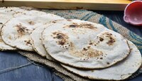 वजन कमी करण्यासाठी चपातीऐवजी 'या' भाकऱ्यांचा करा आहारात समावेश! 
