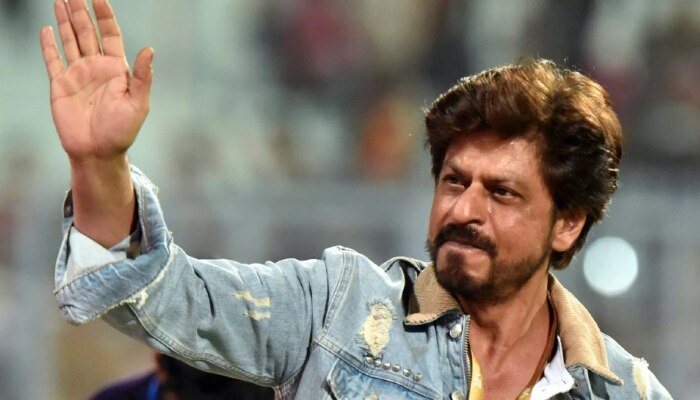 &#039;या&#039; व्यक्तीला हॉटेलच्या बंद खोलीत भेटण्याची King Khan वर का आली वेळ?