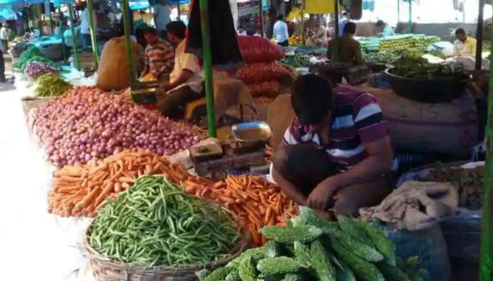  सर्वसामान्यांना पुन्हा महागाईचा झटका; खाद्यपदार्थ महागणार? समोर आलं महत्त्वाचं कारण