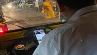 लेकीला Officer बनवण्यासाठी रिक्षा चालक वडिलांचे असेही प्रयत्न