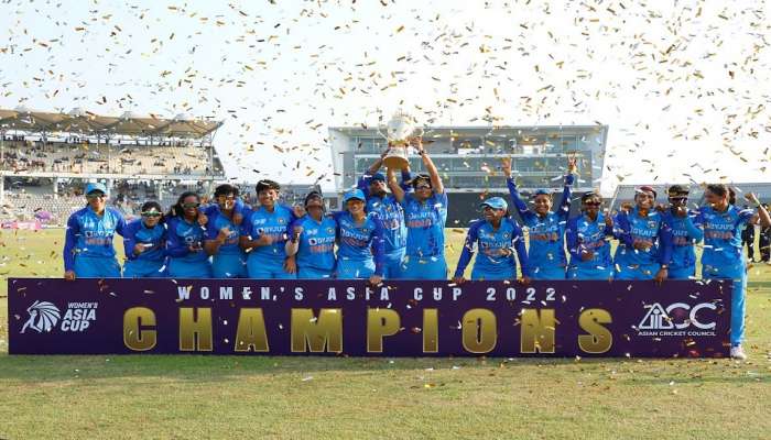 Women&#039;s Asia Cup : &#039;म्हारी छोरियां छोरों से कम हैं के&#039;, महिला क्रिकेटर्सनी पुरूष संघाच्या रेकॉर्डशी साधली बरोबरी 
