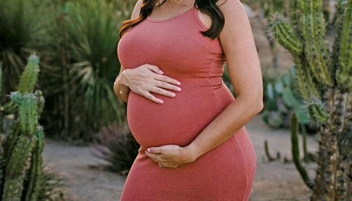 Pregnancy: डिलिव्हरीनंतर काही तासांनी पुन्हा प्रेग्नंट, एका वर्षात 2 मुलांना जन्म!