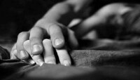 या प्रसिद्ध अभिनेत्रीच्या पतीचे एक-दोन नव्हेतर तब्बल १३ महिलांशी शारिरीक संबध