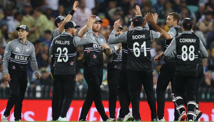 NZ vs AUS : न्यूझीलंडची धडाक्यात सुरुवात, ऑस्ट्रेलियावर 89 धावांनी दणदणीत विजय